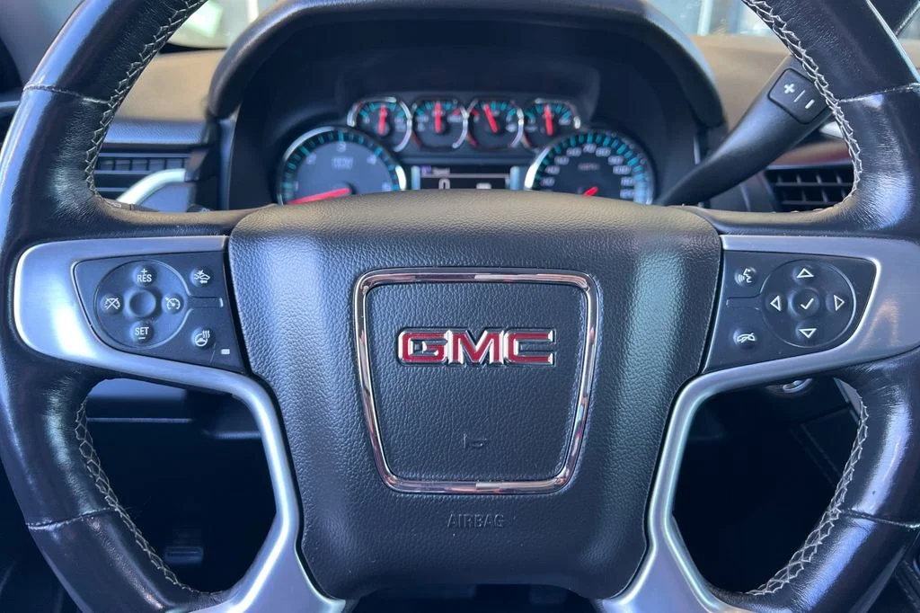 Used 2019 Black GMC SLT image 28