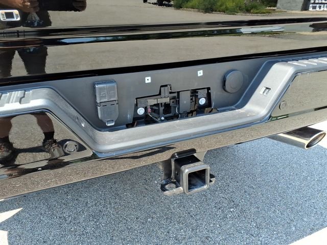 Used 2024 Black Chevrolet High Country image 11