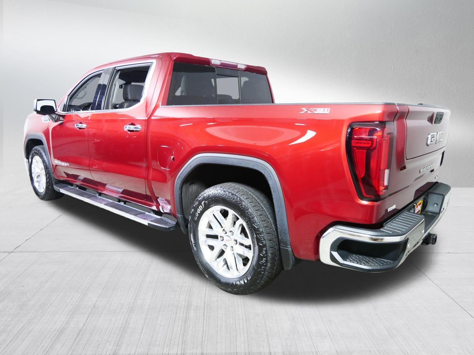 Certified Used 2019 RED QUARTZ TINTCOAT GMC SLT image 5