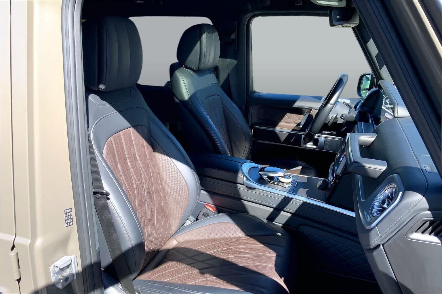 Used 2022 MANUFAKTUR Mystic Brown Metallic Mercedes-Benz G 550 image 8