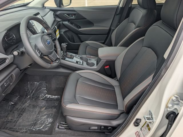 New 2026 CRYSTAL WHITE PEARL Subaru Limited image 6