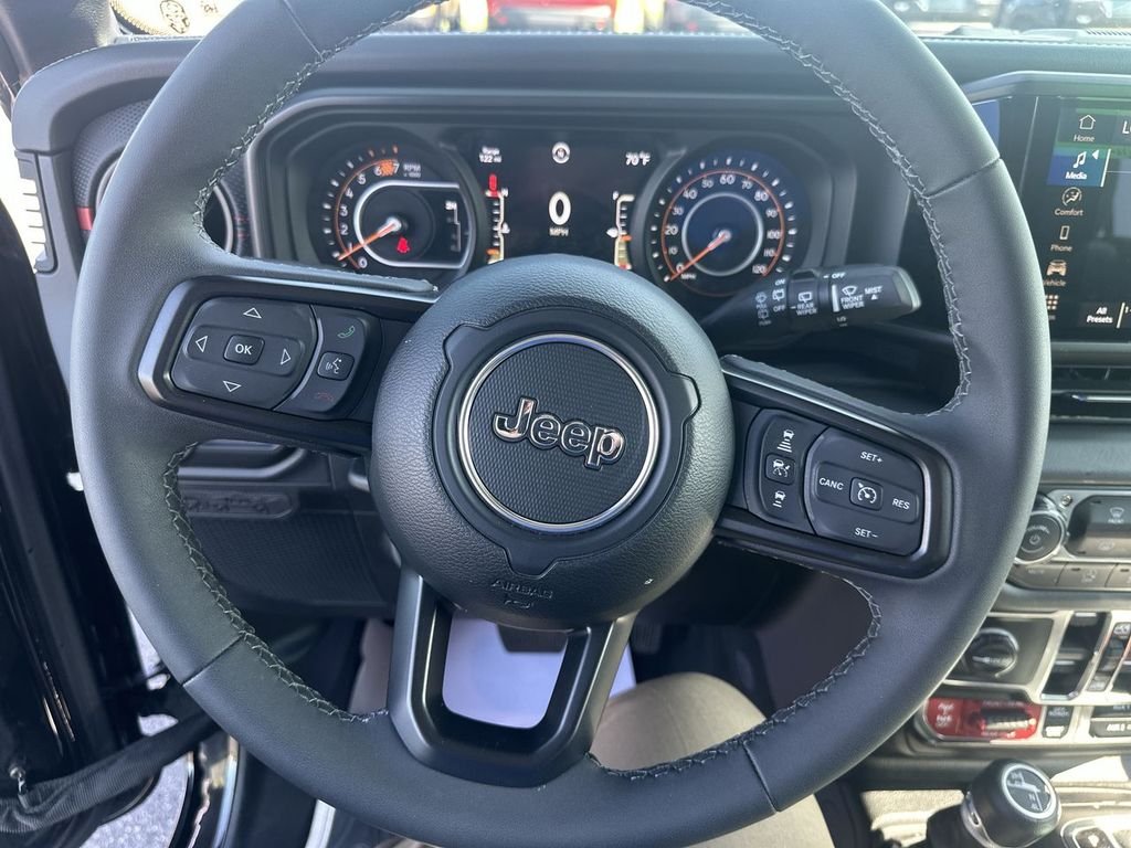 Used 2026 Black Jeep Rubicon image 21