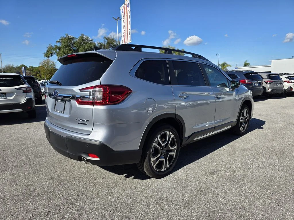 New 2026 ICE SILVER METALLIC Subaru Limited 7-Passenger image 3