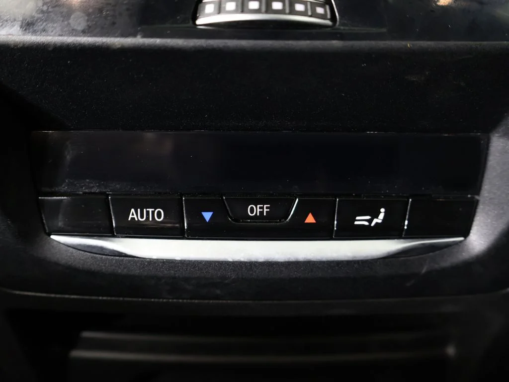 Used 2022 Phytonic Blue Metallic BMW xDrive30i image 58