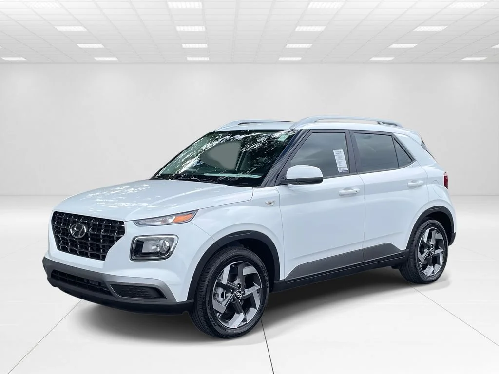 New 2026 White Hyundai SEL image 3