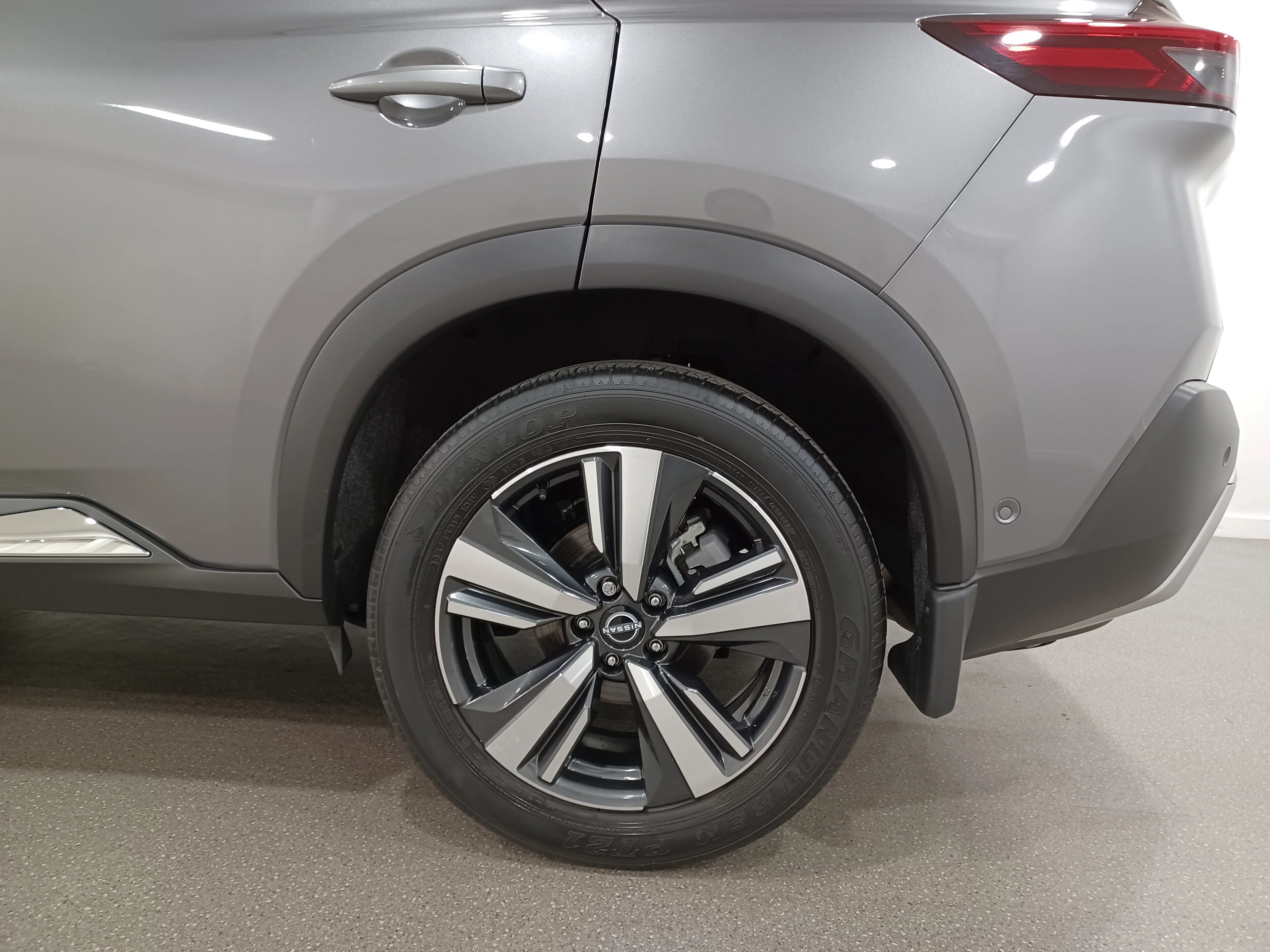 Certified Used 2023 Gun Metallic Nissan Platinum *Adaptive Cruise | Remote Start | Nav | 360 Cam | Htd Lthr & Wheel | Pano Roof | BOSE Audio image 22
