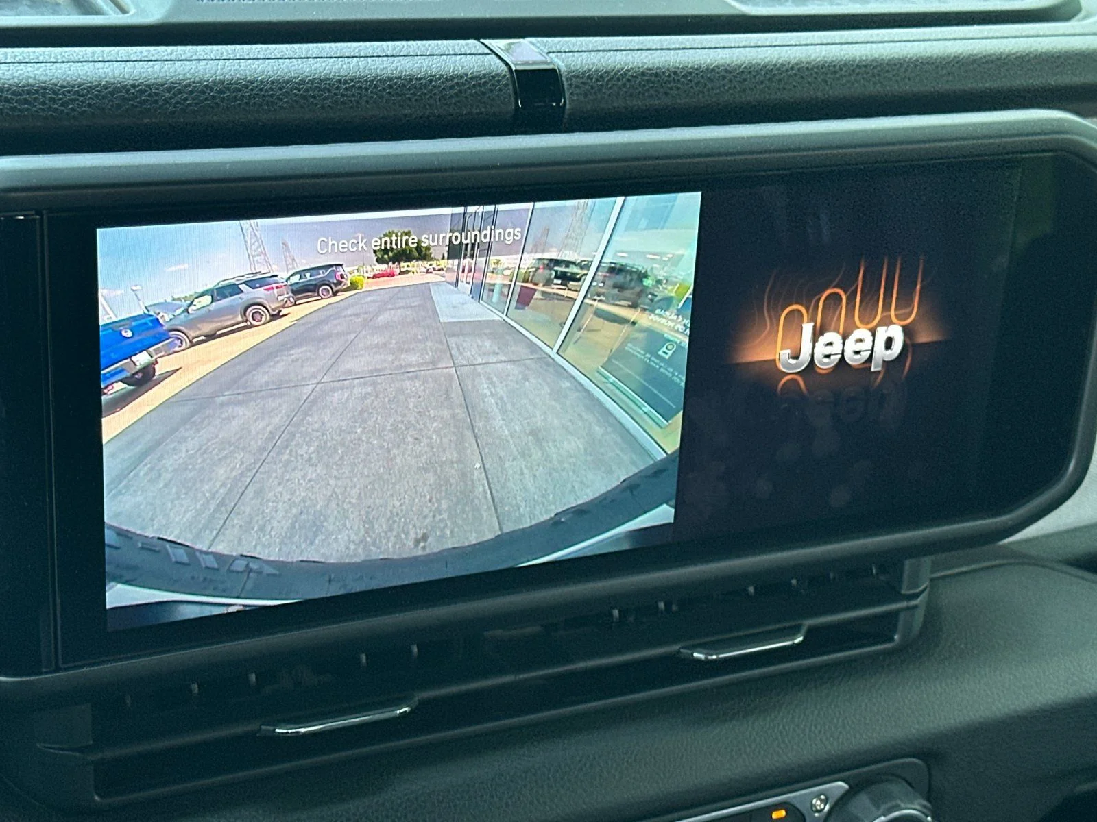 Used 2025 Mojito Clearcoat Jeep Sport image 15