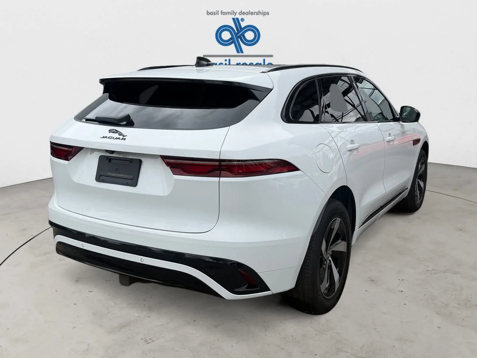 Used 2025 Fuji White Jaguar R-Dynamic S image 7
