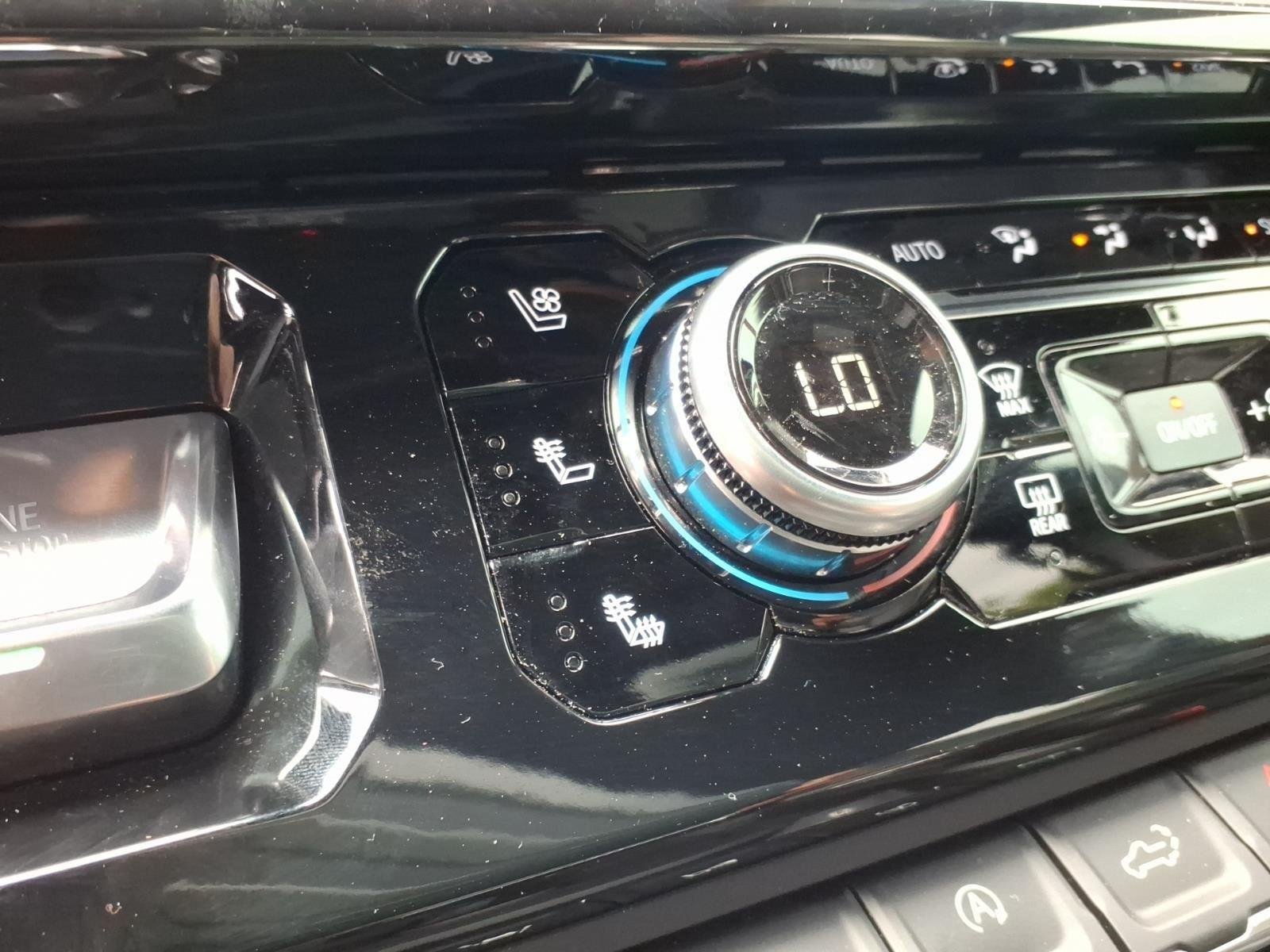 Used 2024 Dynamic Blue Metallic GMC AT4X image 5