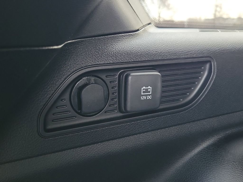 New 2026 Diamond Black Crystal Pearlcoat Jeep Laredo image 8
