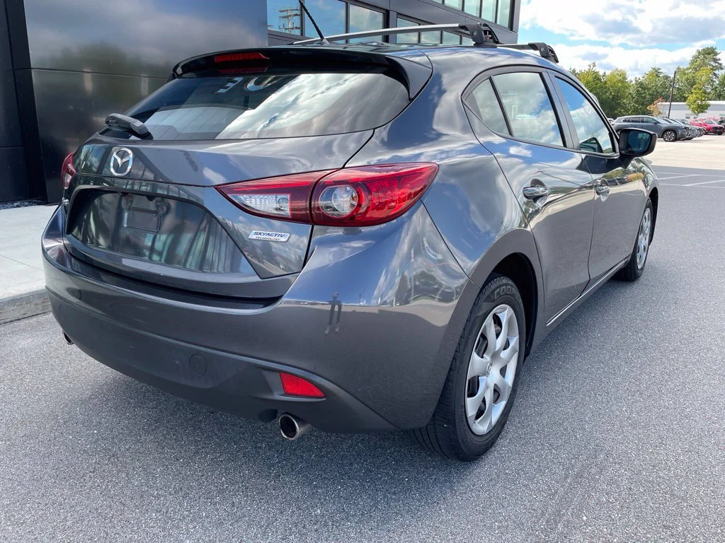 Used 2016 Gray Mazda i Sport image 4