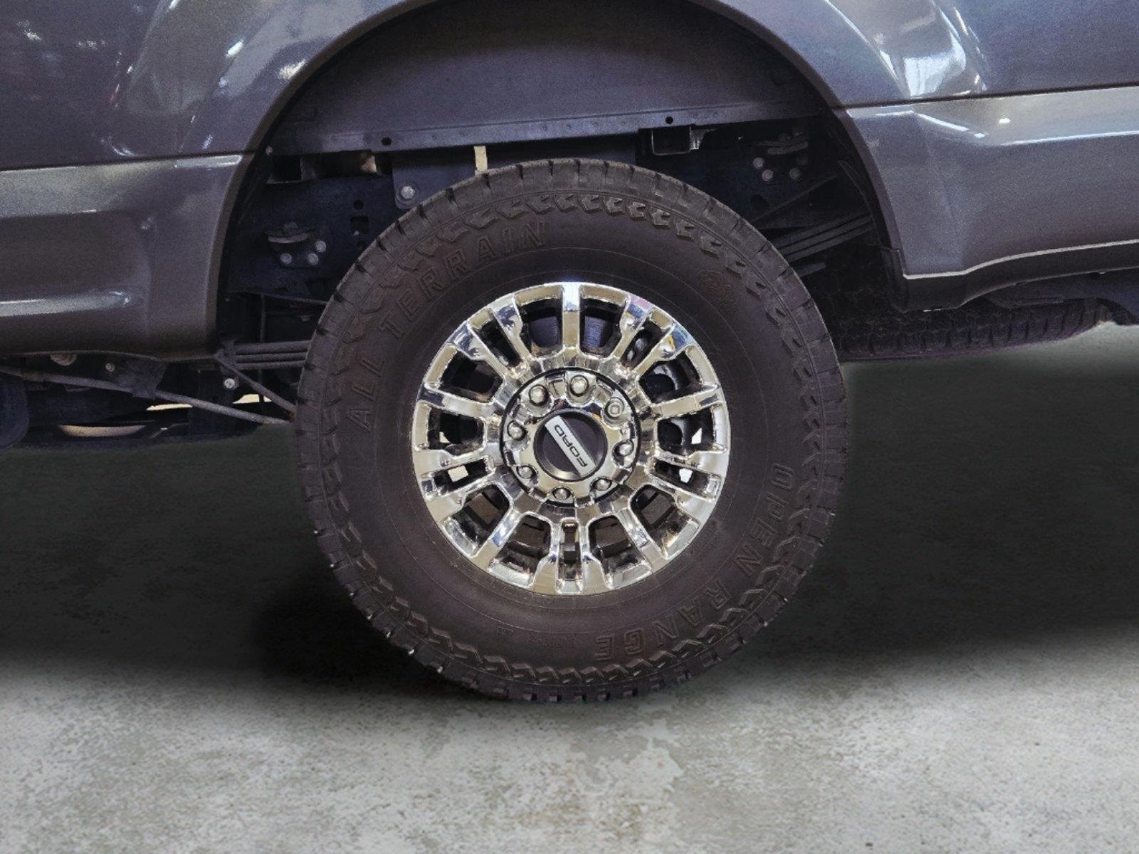Used 2020 Magnetic Ford XLT image 11