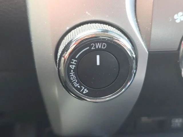 Used 2020 White Toyota SR5 image 19