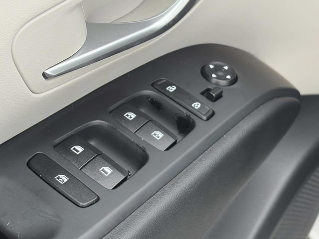 Used 2022 Gray Hyundai SEL image 16