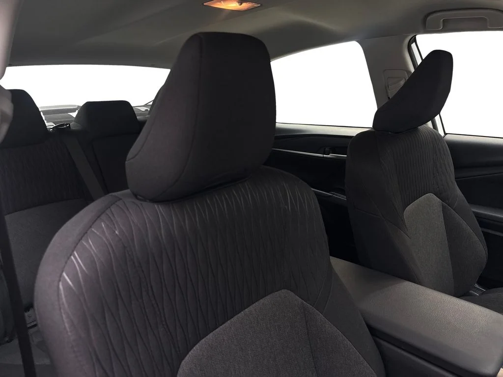 Used 2025 White Toyota LE image 46