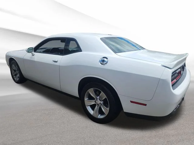 Certified Used 2020 White Knuckle Clearcoat Dodge SXT image 7