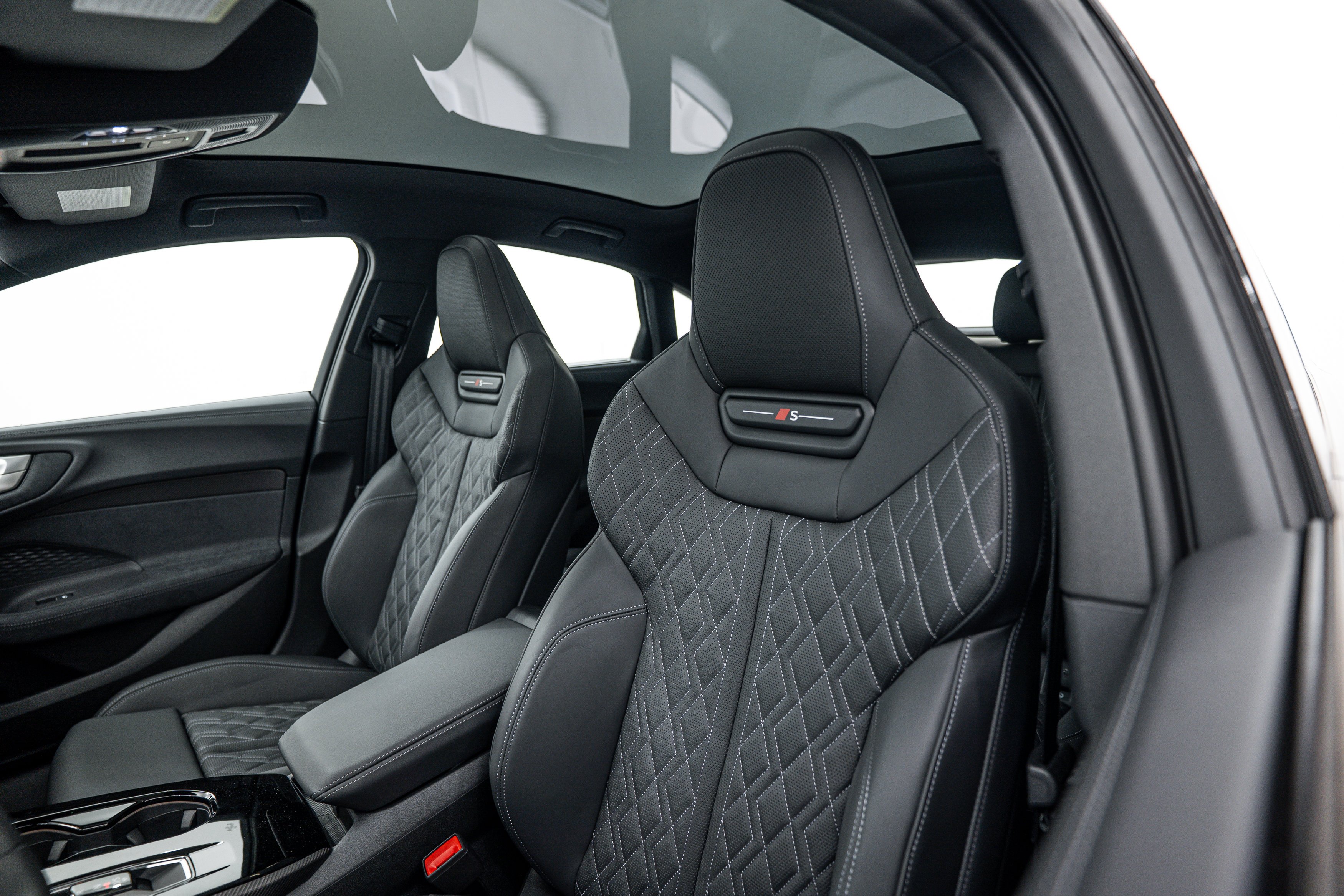 New 2026 Daytona Gray Audi Premium Plus image 17