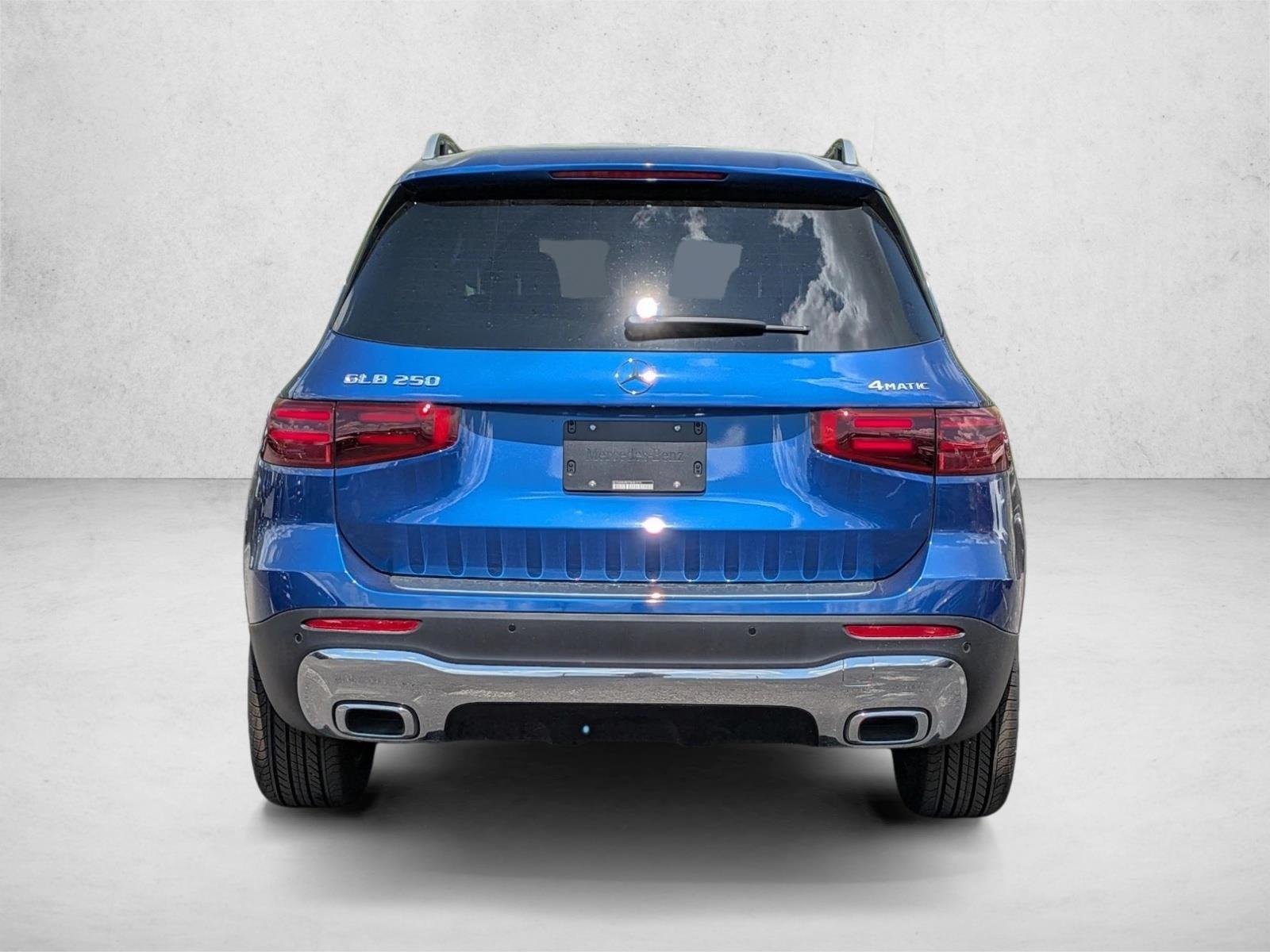 New 2026 Starling Blue Metallic Mercedes-Benz GLB250 image 8