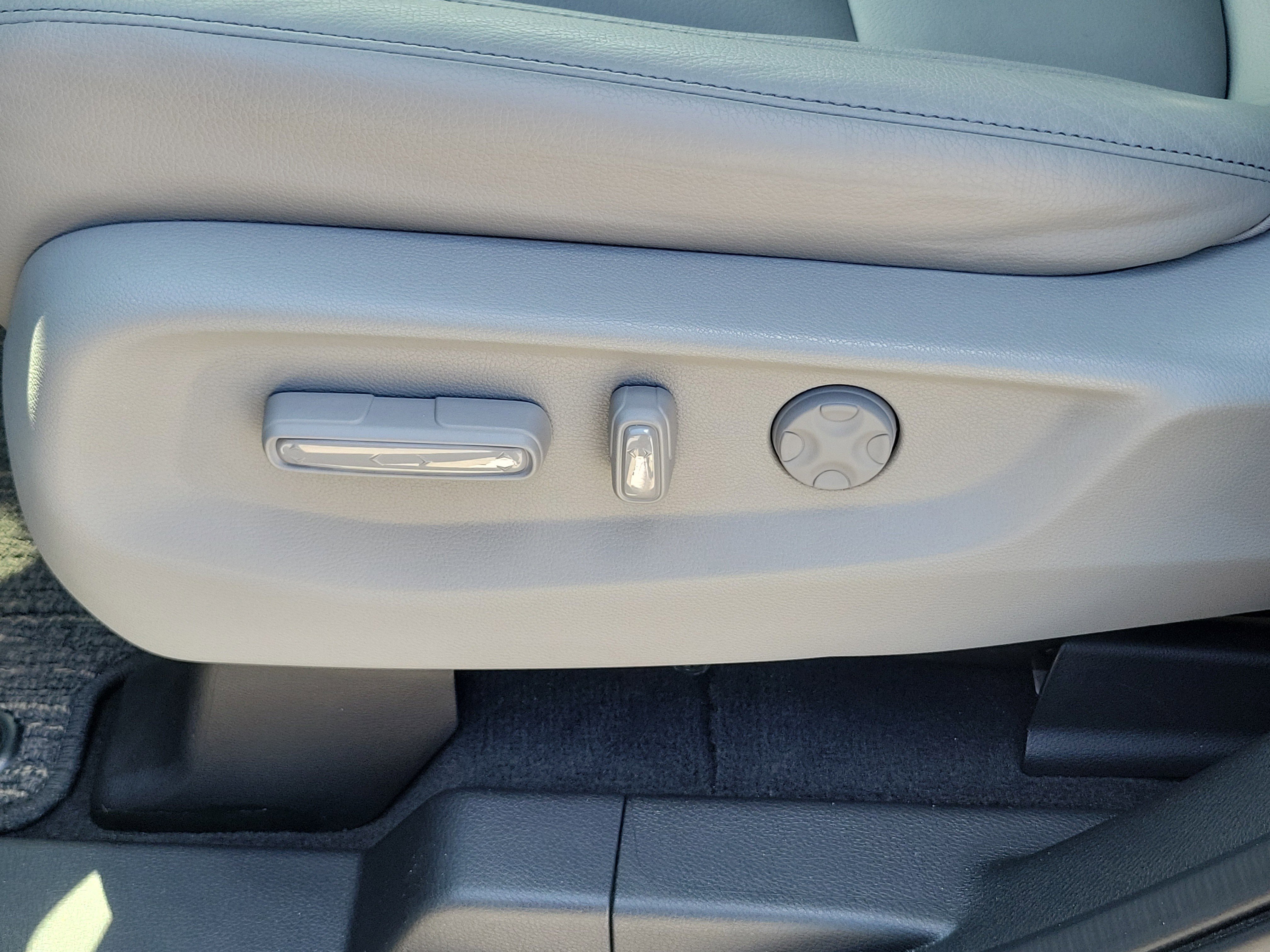 Used 2023  Honda Touring image 28