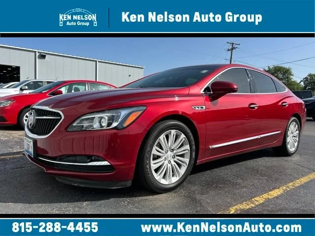 Used 2018 RED QUARTZ TINTCOAT Buick Essence image 1