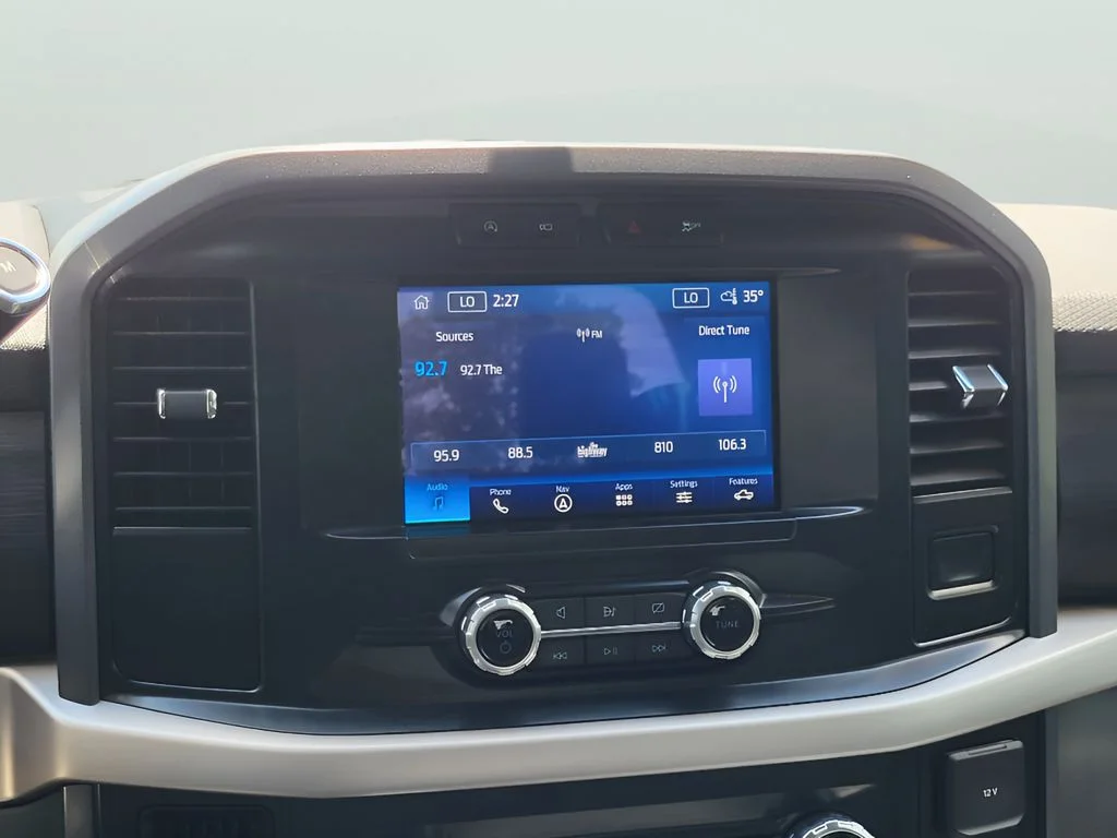 Used 2023 Agate Black Metallic Ford XLT image 17
