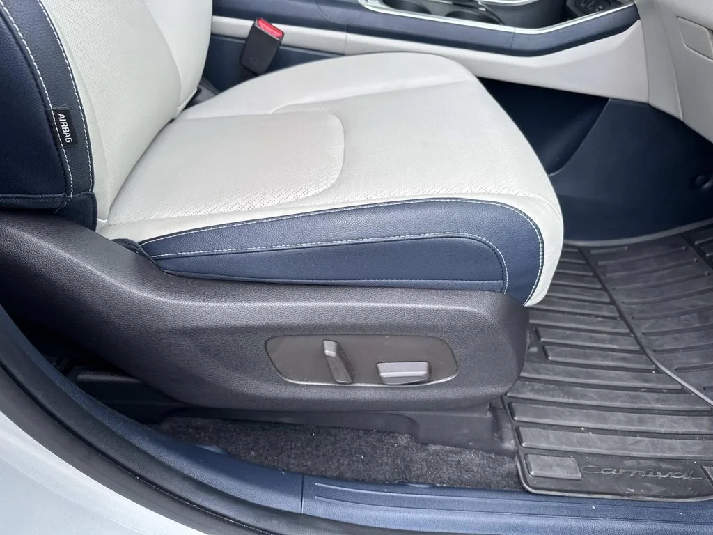 2025 Kia Carnival SX Prestige - Photo 18