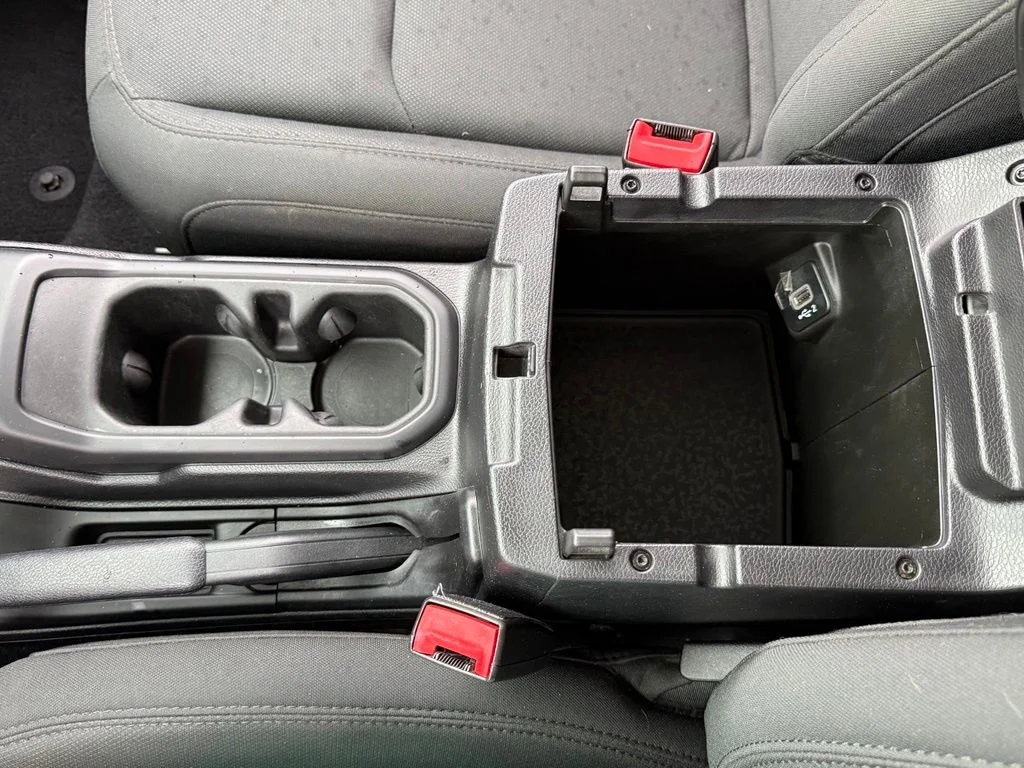 Used 2019 Gray Jeep Unlimited Sport S image 23