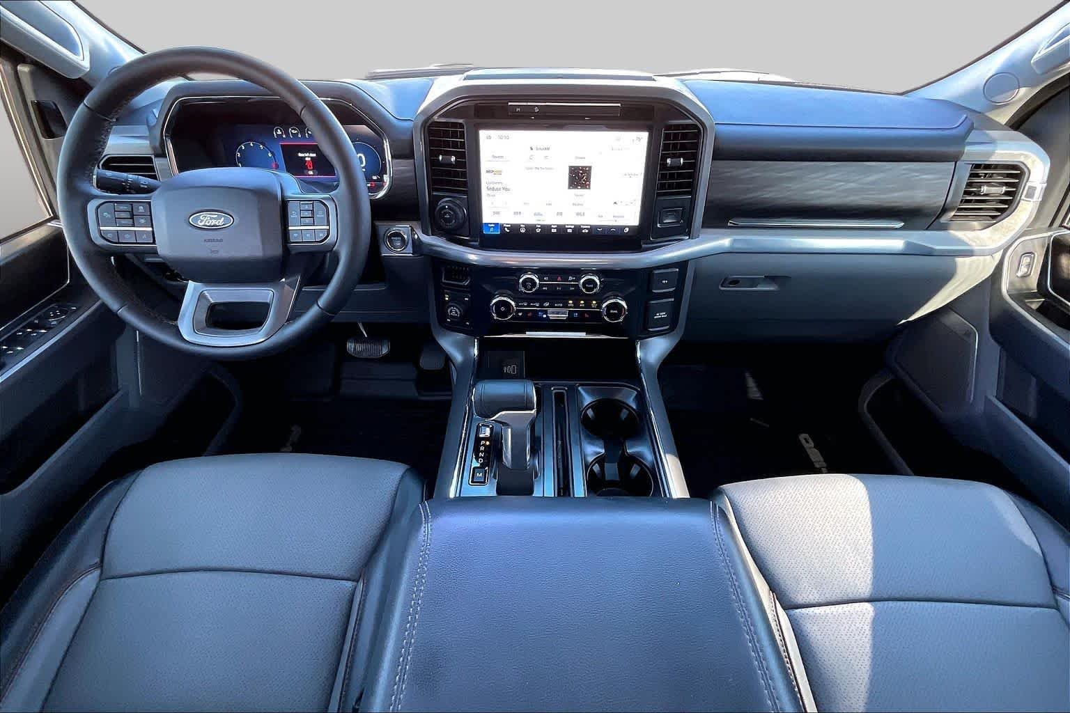 Used 2025 Carbonized Gray Metallic Ford LARIAT image 14