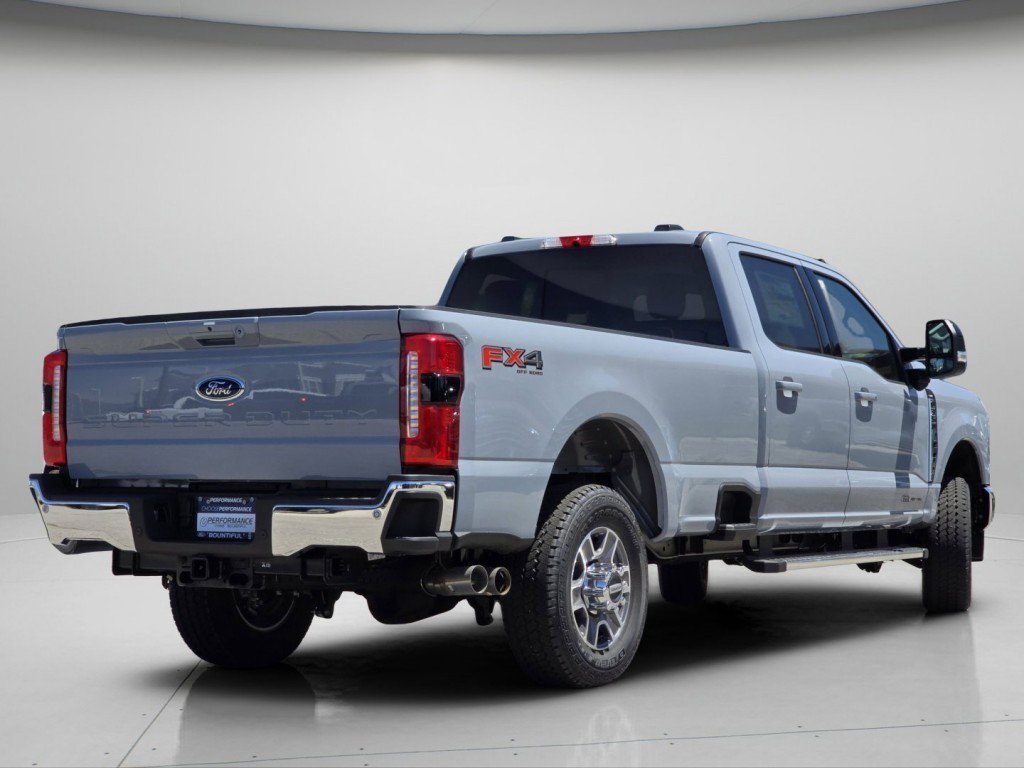 New 2026 Glacier Gray Metallic Tri-Coat Ford F-350® Lariat® image 25