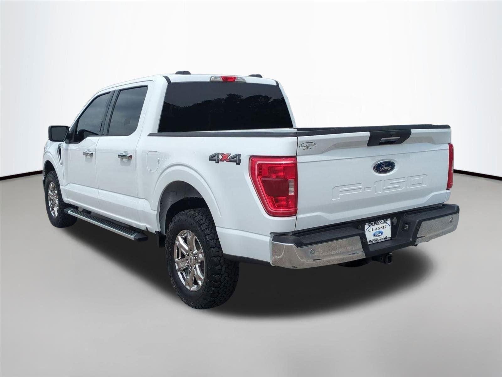 Used 2023 Oxford White Ford XL image 4