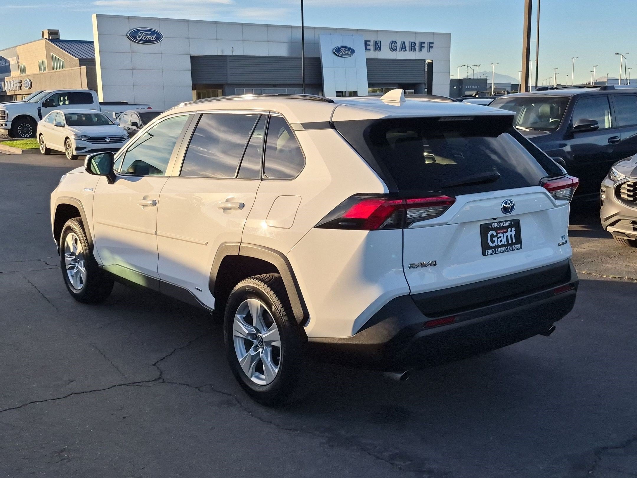Used 2019 Super White Toyota Hybrid LE image 5