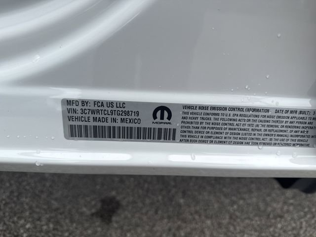 New 2026 White RAM Tradesman image 32