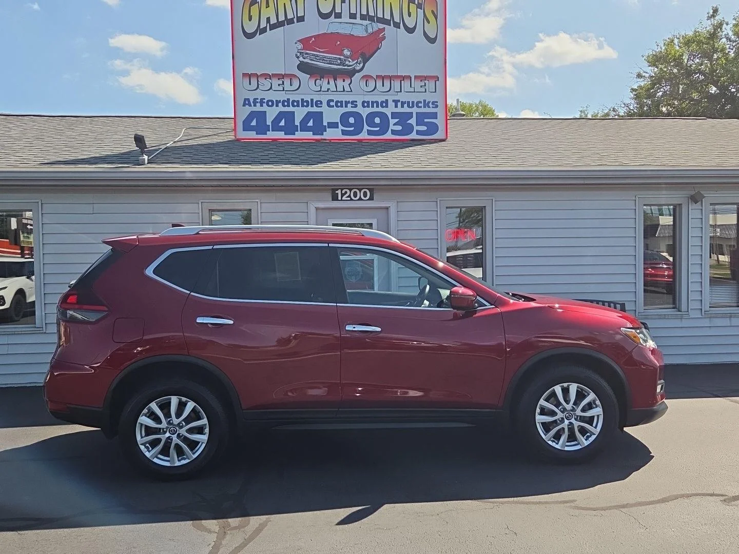 Used 2020 Red Nissan SV Intelligent AWD image 2