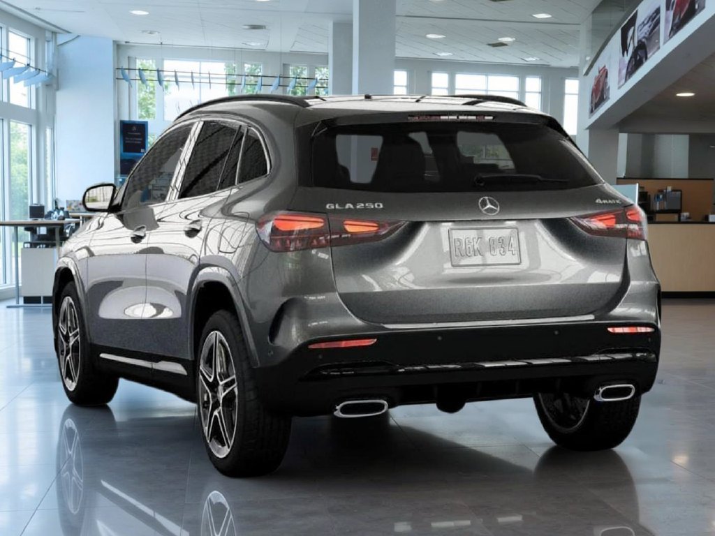 New 2026 Mountain Grey Metallic Mercedes-Benz GLA 250 image 26