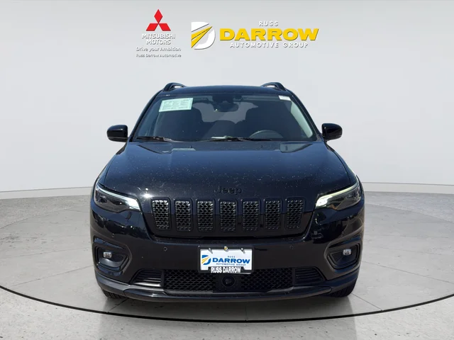 Used 2023 Black Jeep Altitude image 8