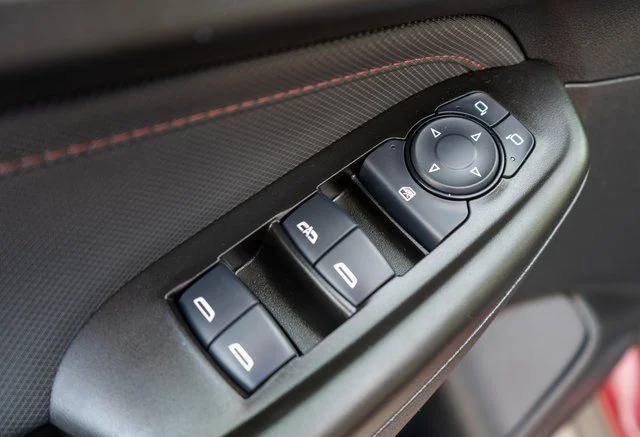Used 2023 Red Chevrolet RS image 19