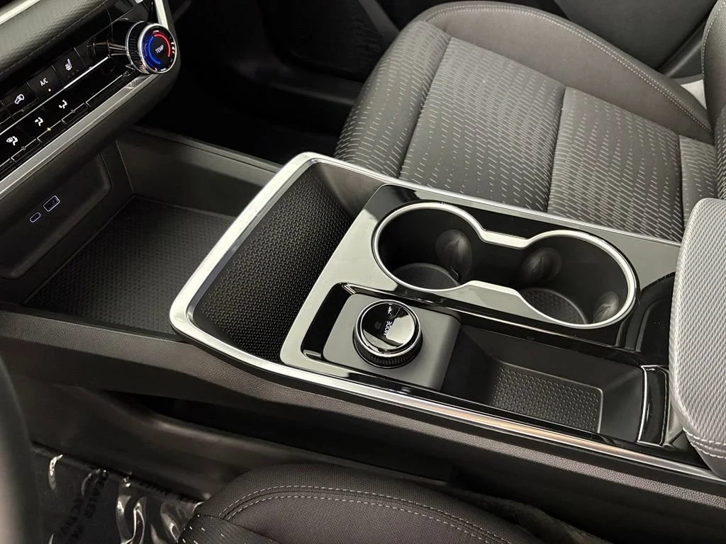 2027 Chevrolet Equinox LT - Photo 44