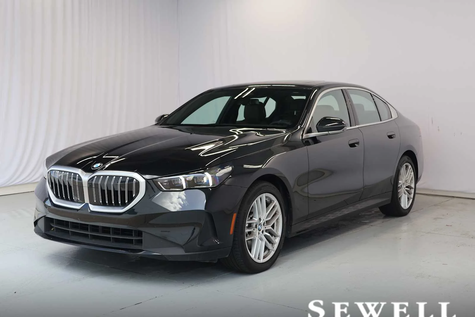 2024 BMW 5 Series 530i