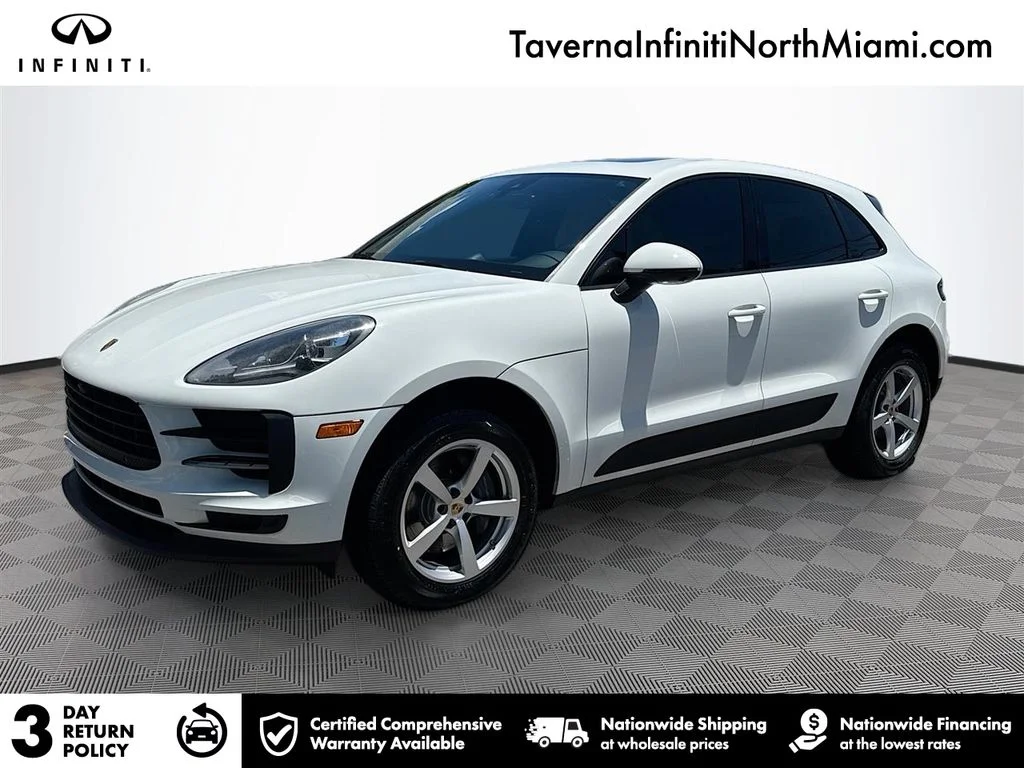 2021 Porsche Macan -'s photo