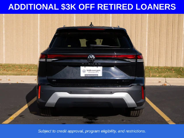 Used 2026 Black Volkswagen SE image 5