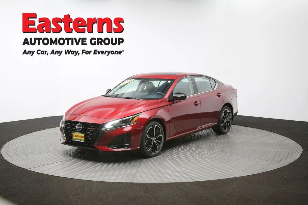 Used 2023 Red Nissan 2.5 SR image 54