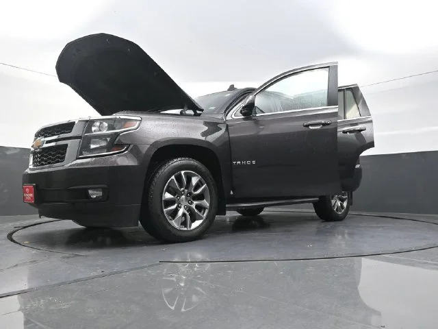 Used 2018 Gray Chevrolet LT image 41