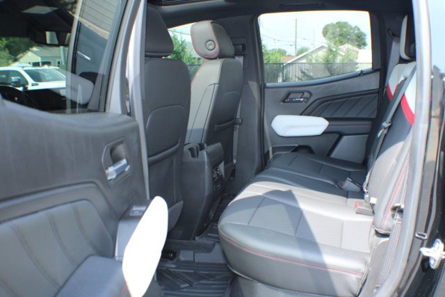 Used 2024 Onyx Black GMC 4WD AT4X image 15
