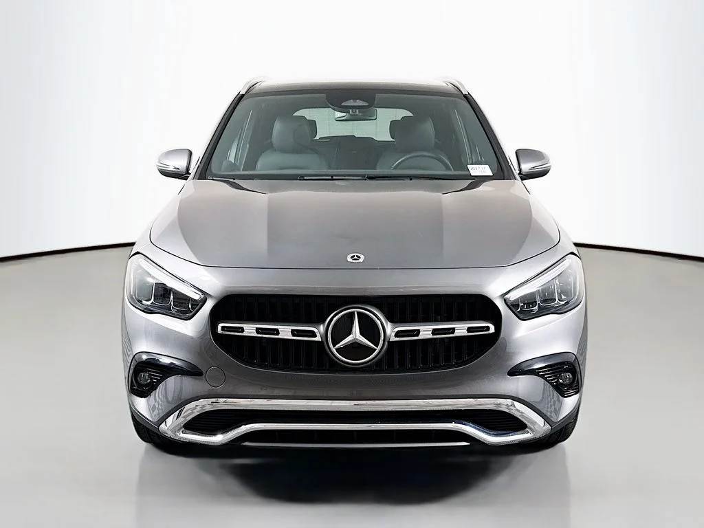 Used 2026 Gray Mercedes-Benz GLA 250 image 2