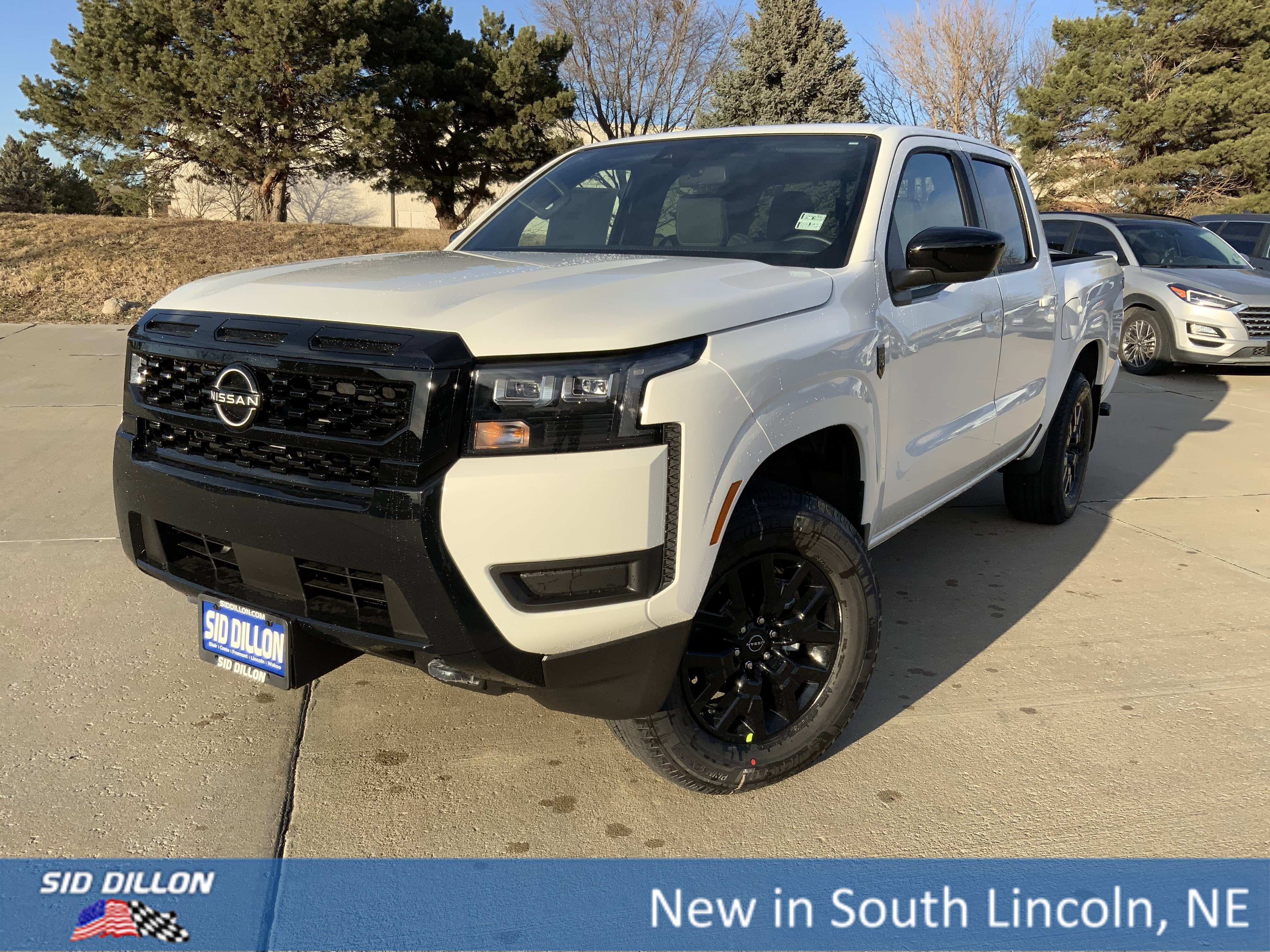 2026 Nissan Frontier SV Crew Cab 4X4 SWB's photo