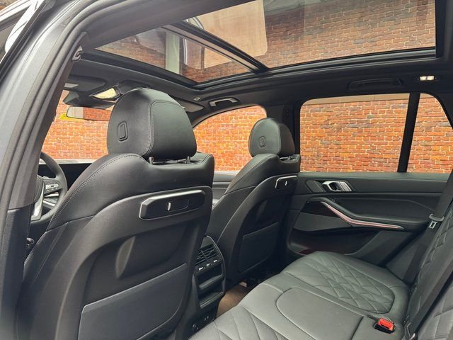 2026 BMW X5 40i - Photo 24