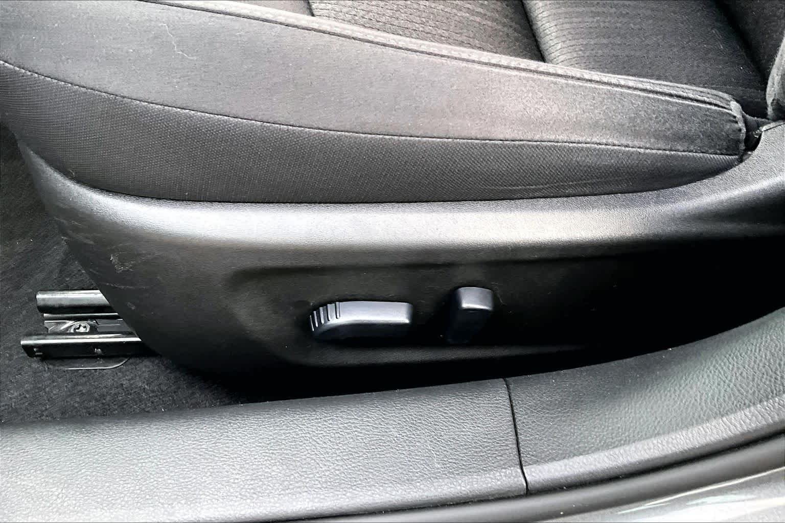 Used 2024 Gun Metallic Nissan 2.5 SV image 33