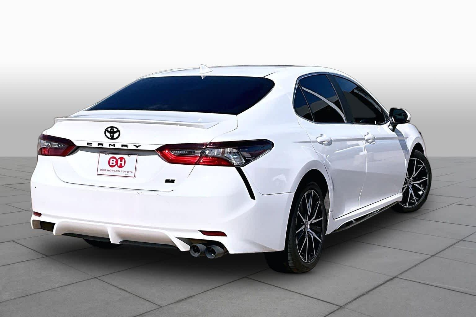 Certified Used 2023 Ice Cap Toyota SE image 11