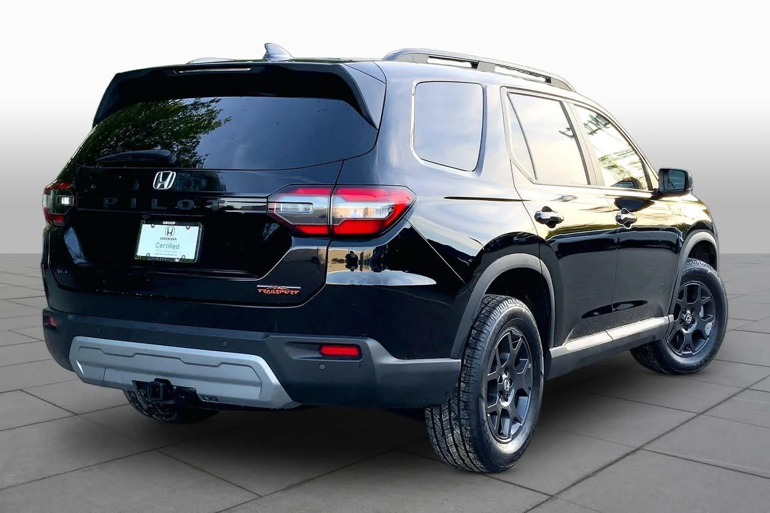 Certified Used 2023 Crystal Black Pearl Honda TrailSport image 13