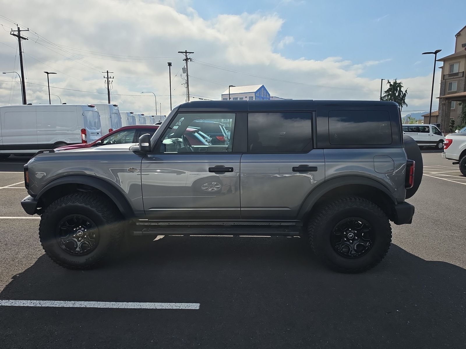 2024 Ford Bronco Wildtrak 4x4's photo